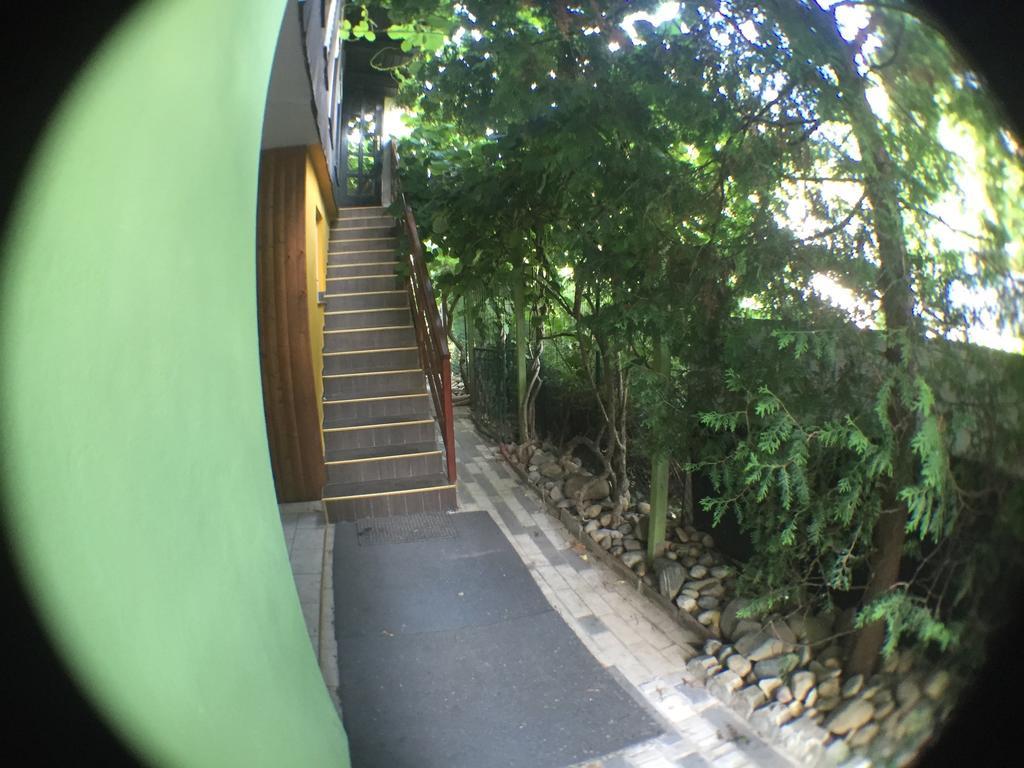 Guest House Pikapolonca Марибор Екстериор снимка